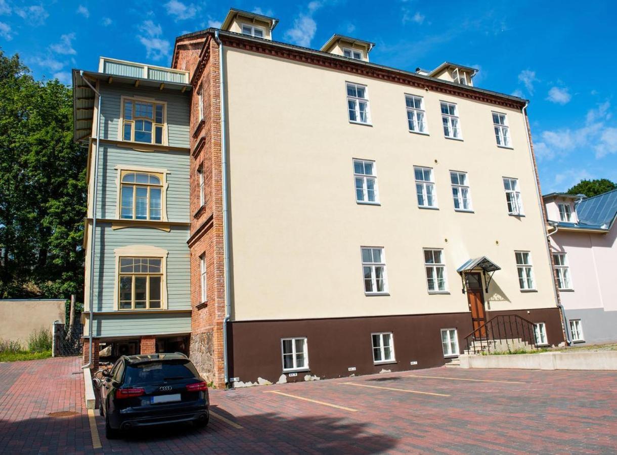 Lossi 32 Cozy Apartment Tartu Exterior foto
